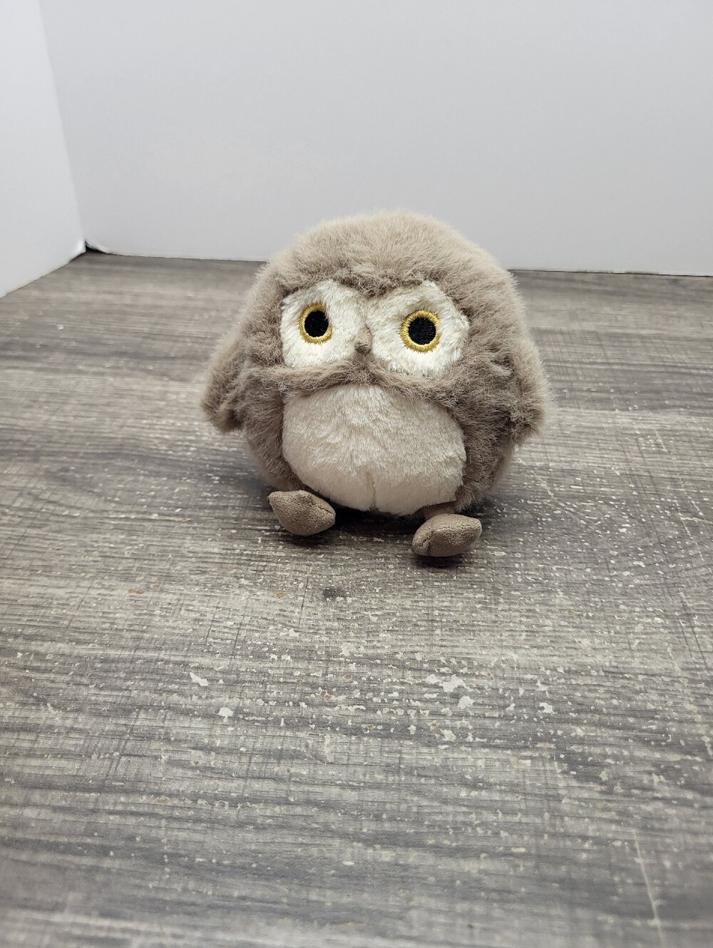 Jellycat Barn Owling Retired Discontinued Design Plush Stuffed Animal